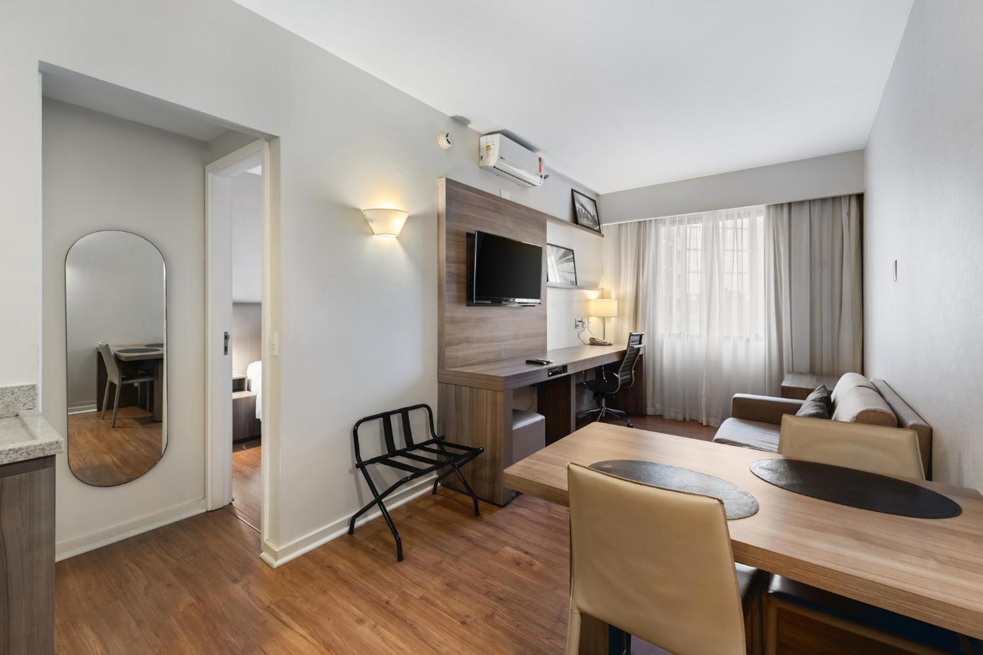 Staybridge By Ihg 4*